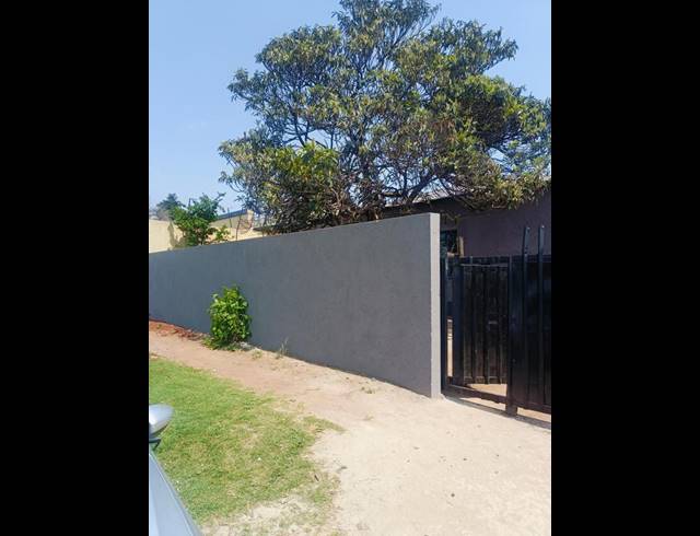 6 BEDROOM HOUSE FOR SALE IN SPRINGS CENTRAL